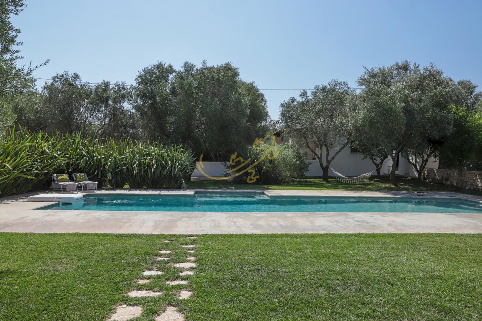 Td Dimora Del Giglio With Organic Garden With Pool Villa Ostuni Exterior photo